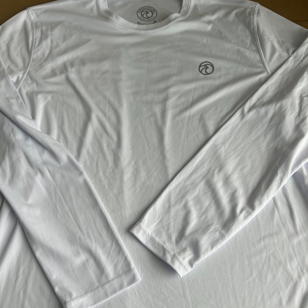 3 XL mens long sleeve performance tee shirts brand new never worn